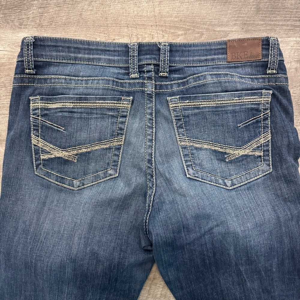 BKE Dakota Crop Capri Jean Stretch Mid Rise Medium Wash Womens Sz. 31 - Picture 5 of 8